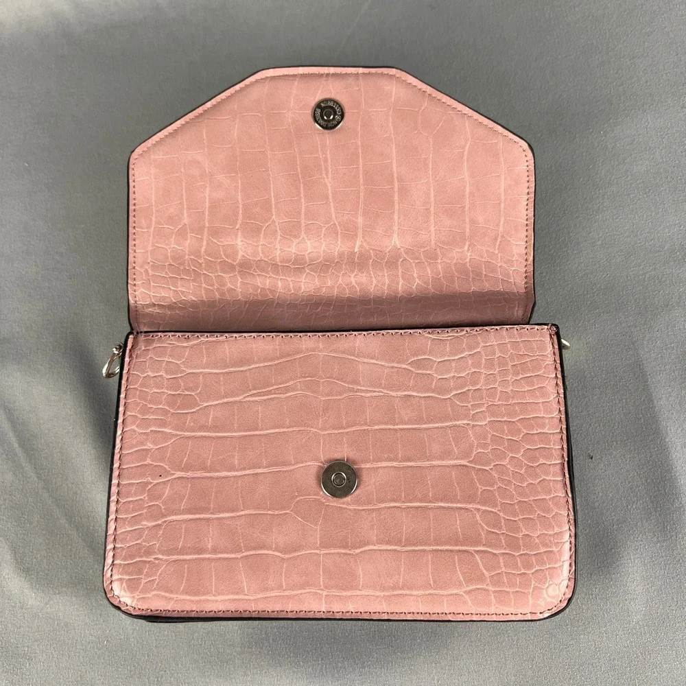 Womens Crossbody Bag Pink Croc Embossed Leather Magnetic Snap Flap Modern